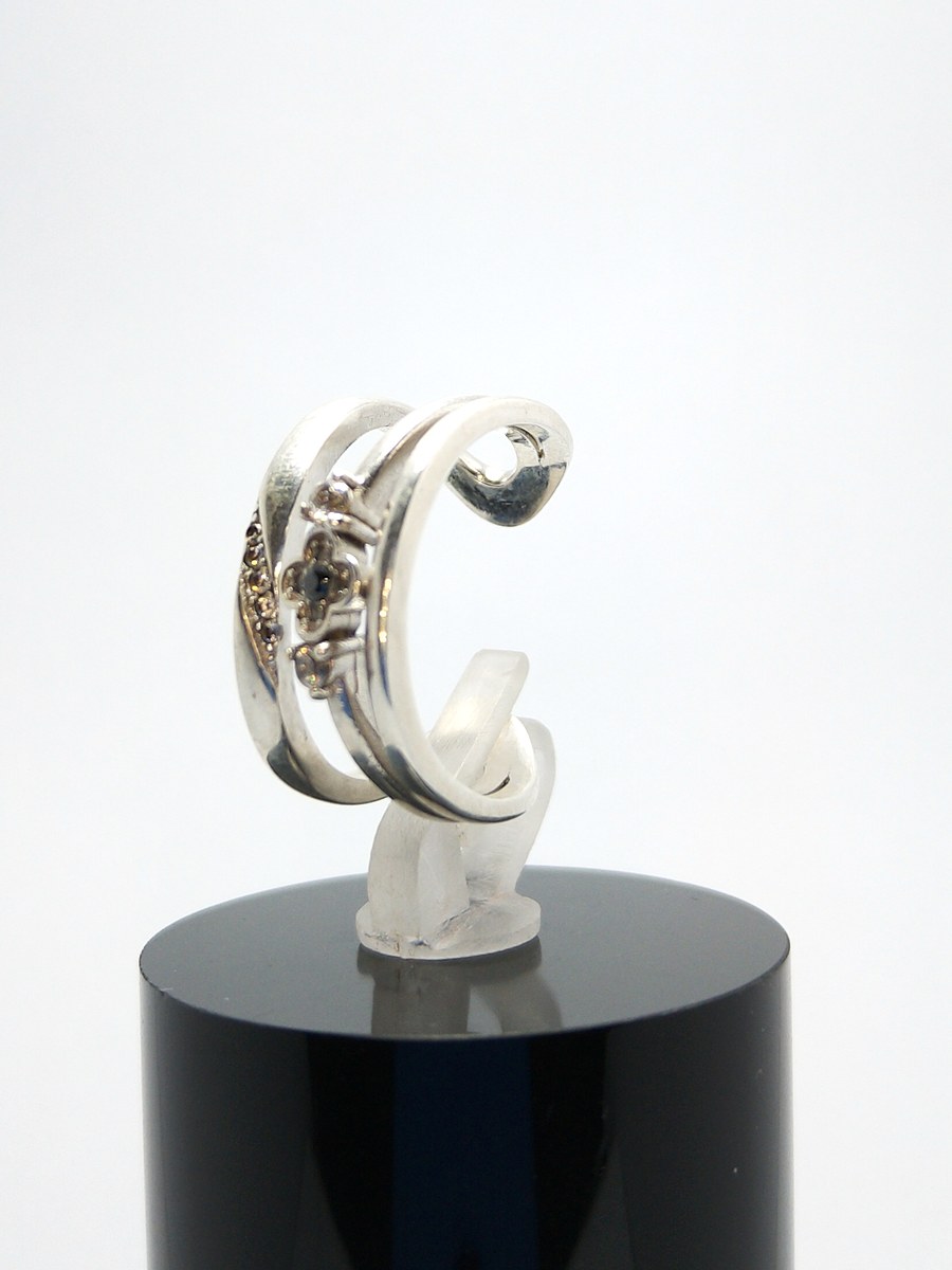 Gorgeous sterling silver ring size L — 360° view