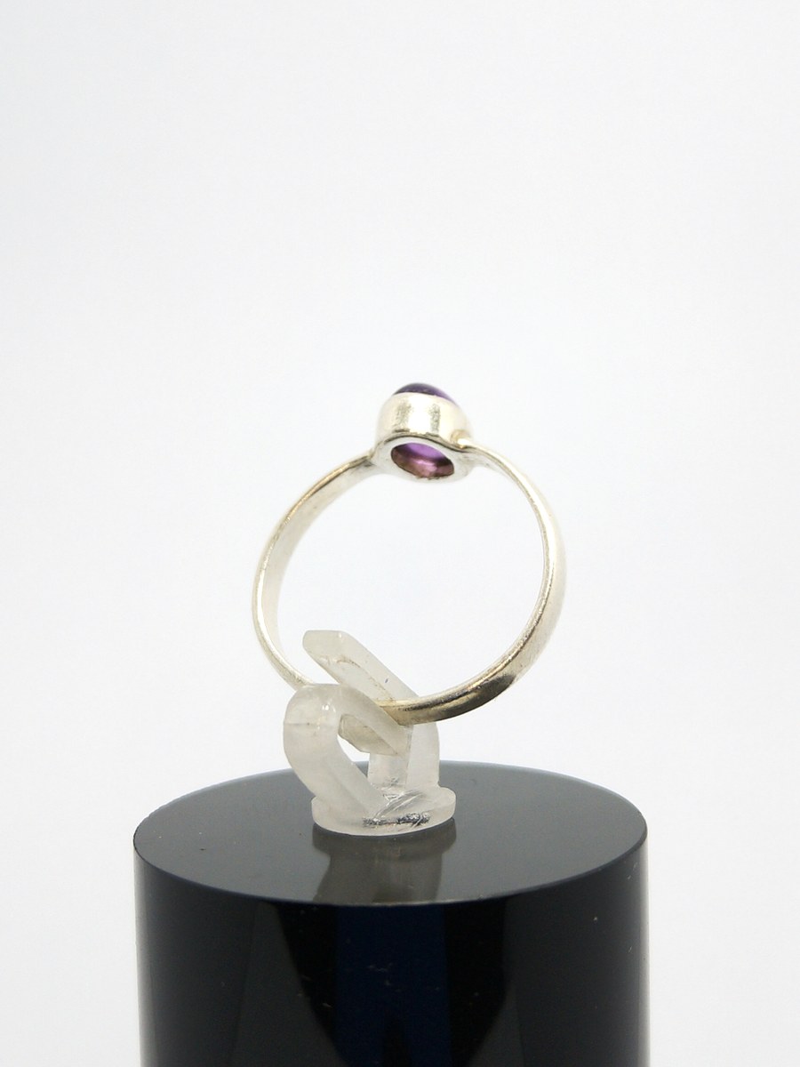 Vintage CRYS Mark Sterling Silver Amethyst Ring -UK Size O — 360° view