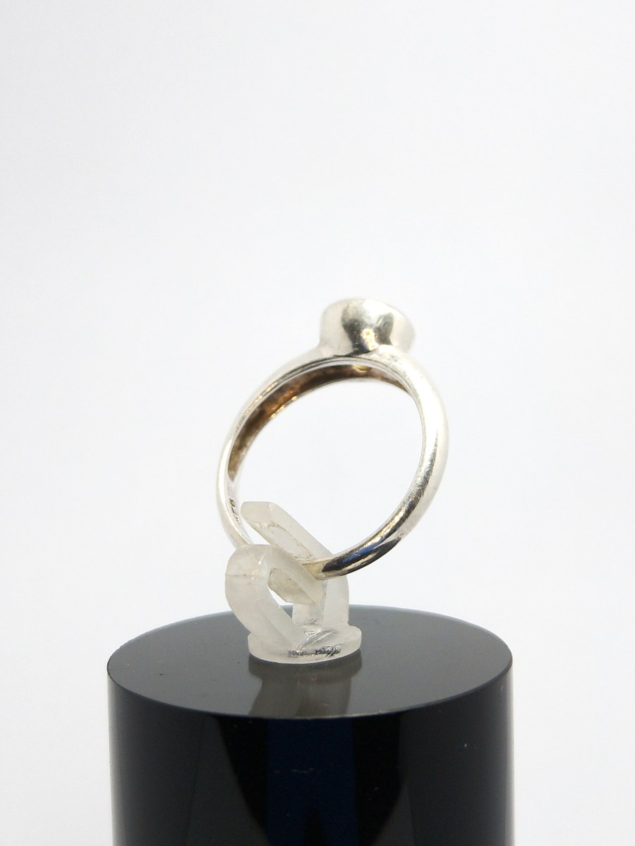 Beautiful sterling silver ring Uk size M with round CZ — 360° view