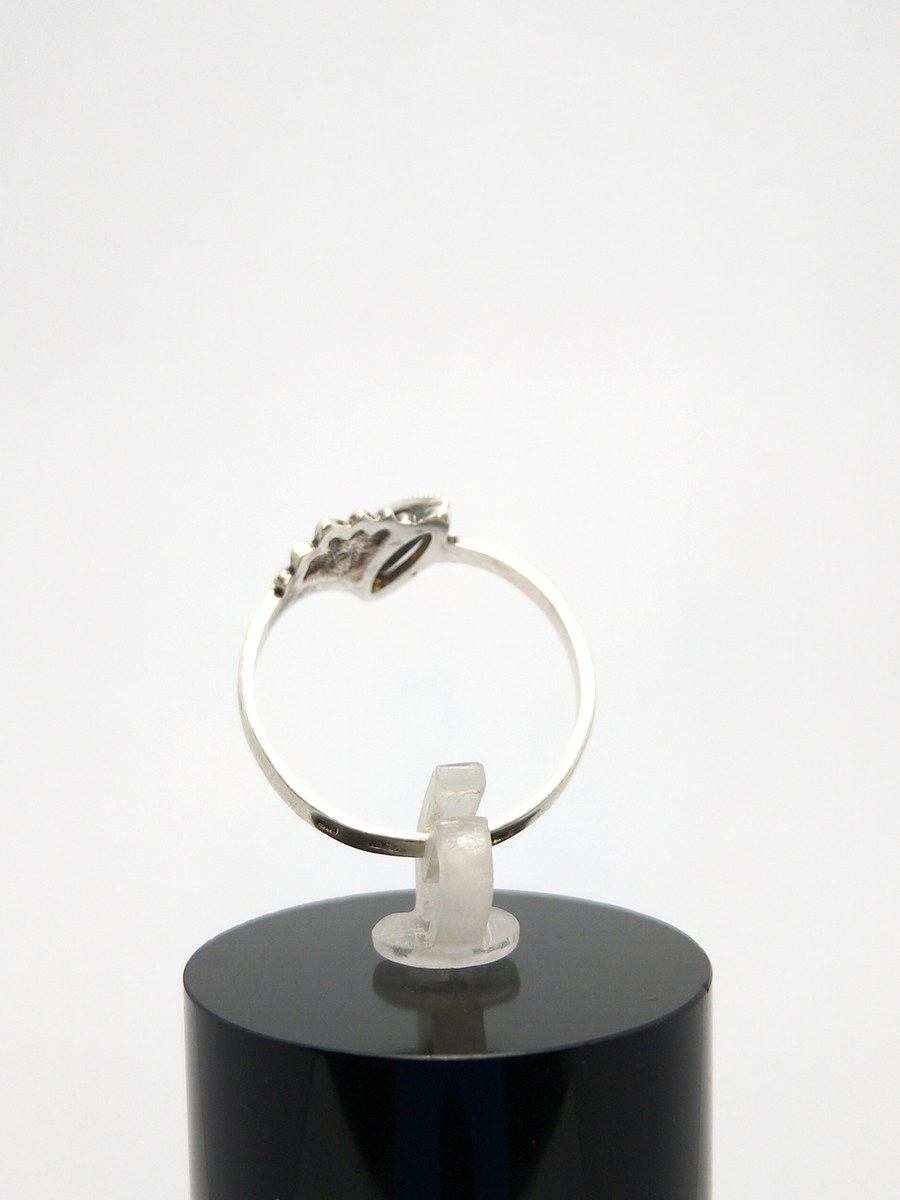 Size S, silver Soviet ring from the 1970s — 360° view