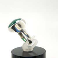 Vintage Sterling Silver Ring with Green Agate Uk size M 1/2 — 360° view
